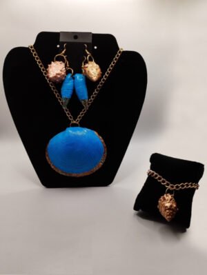 Blue Gradient Shell Necklace